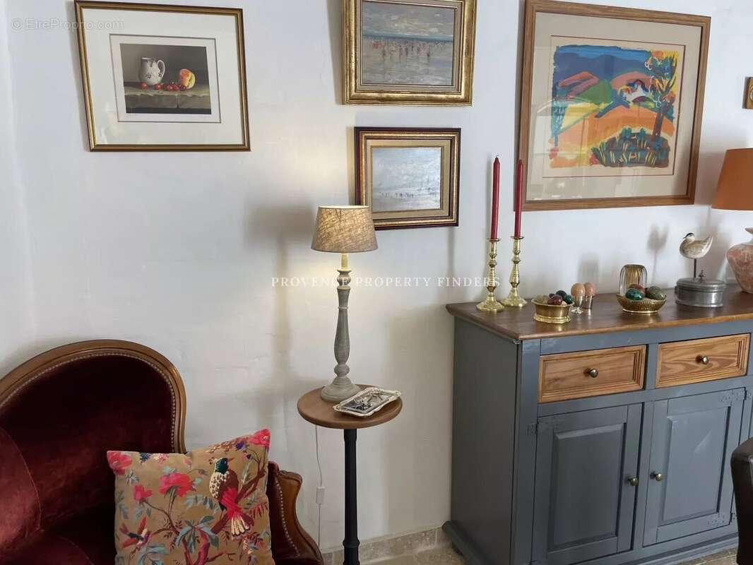 Maison à VILLECROZE