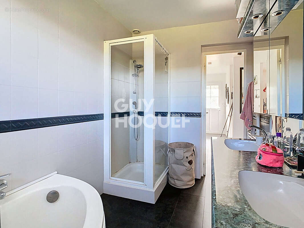 Maison à CREPY-EN-VALOIS