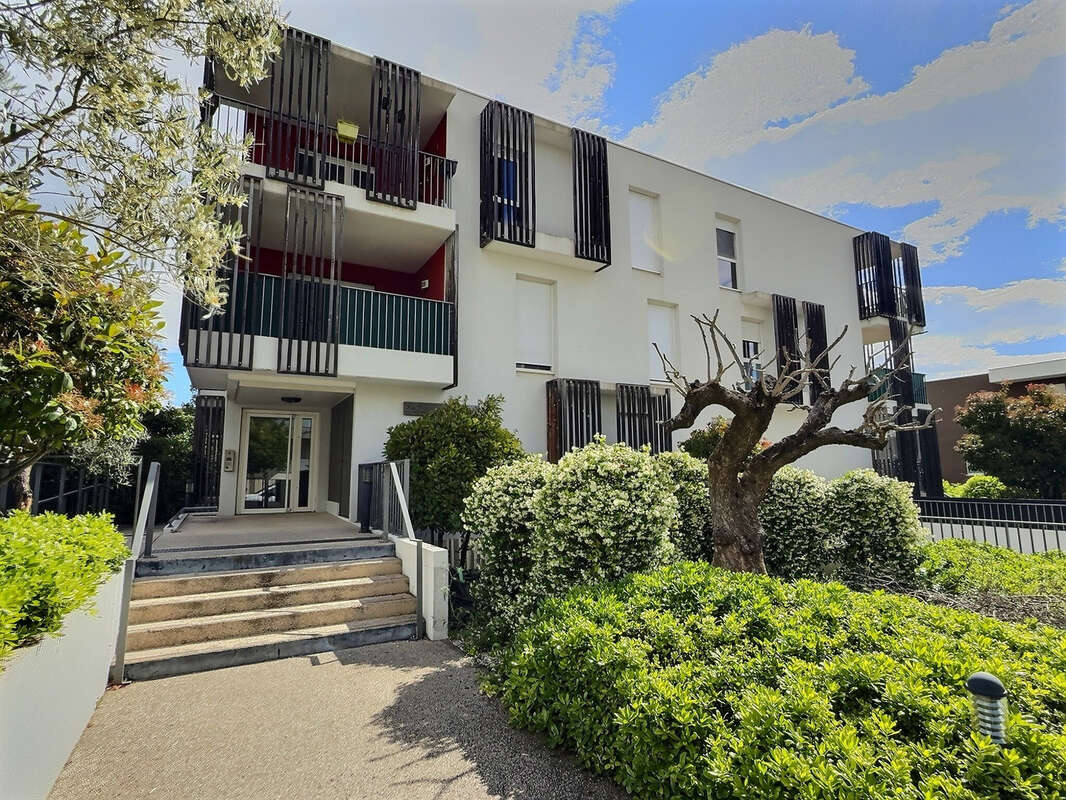 Appartement à JUVIGNAC