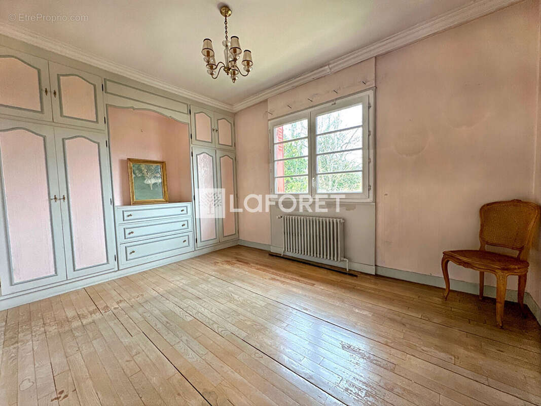 Maison à GIF-SUR-YVETTE