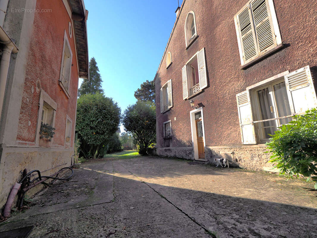 Maison à VILLEMOMBLE