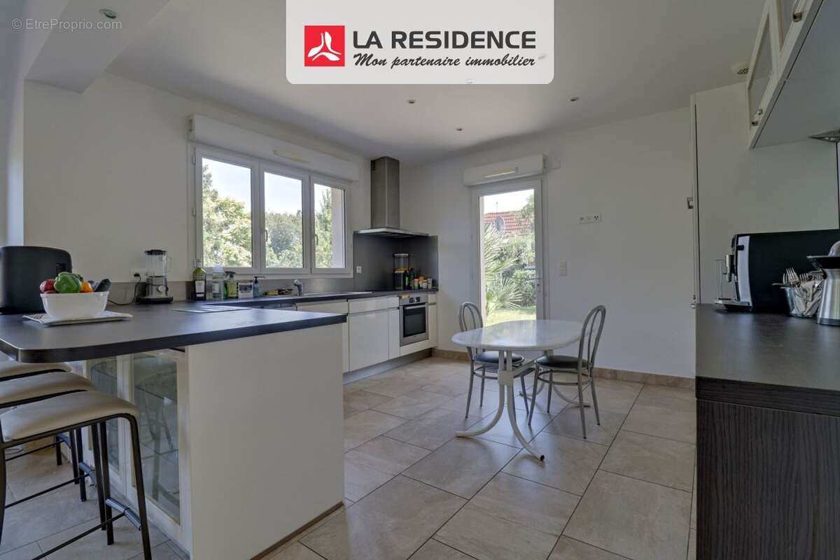 Maison 112 m² à Vernouillet  - photo 4