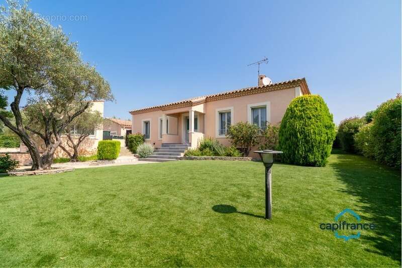 Villa de standing - JUVIGNAC (34) - photo 2