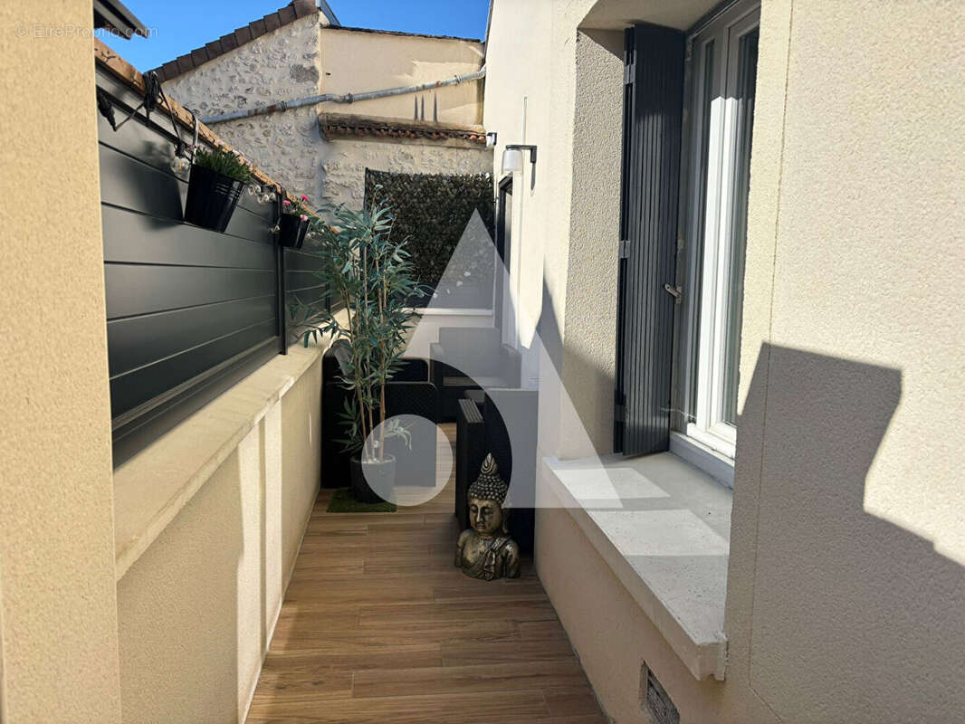 Appartement à BRIE-COMTE-ROBERT