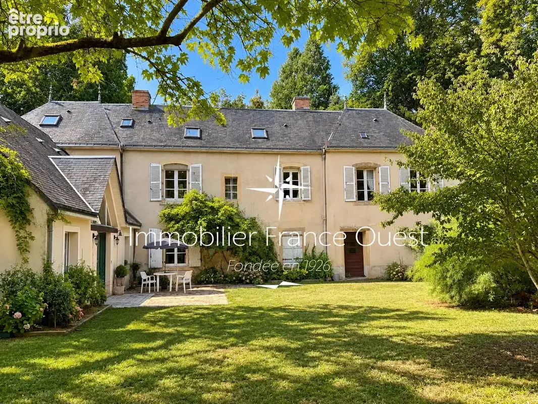 Grande demeure Bourgeoise avec 9 ha de bois - photo 3
