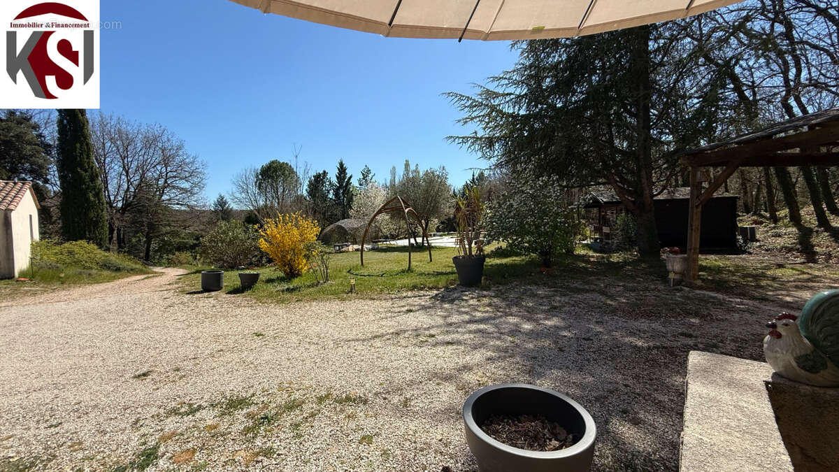 Maison à SAINT-MAXIMIN-LA-SAINTE-BAUME