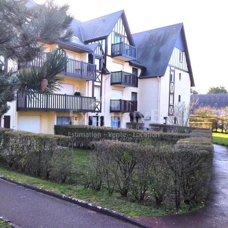 Appartement à TOURGEVILLE