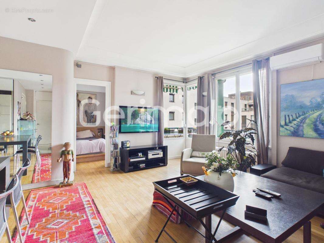 Vente - Appartement - 3 pièces + cuisine - 64 m² - 530 000 € - - photo 16