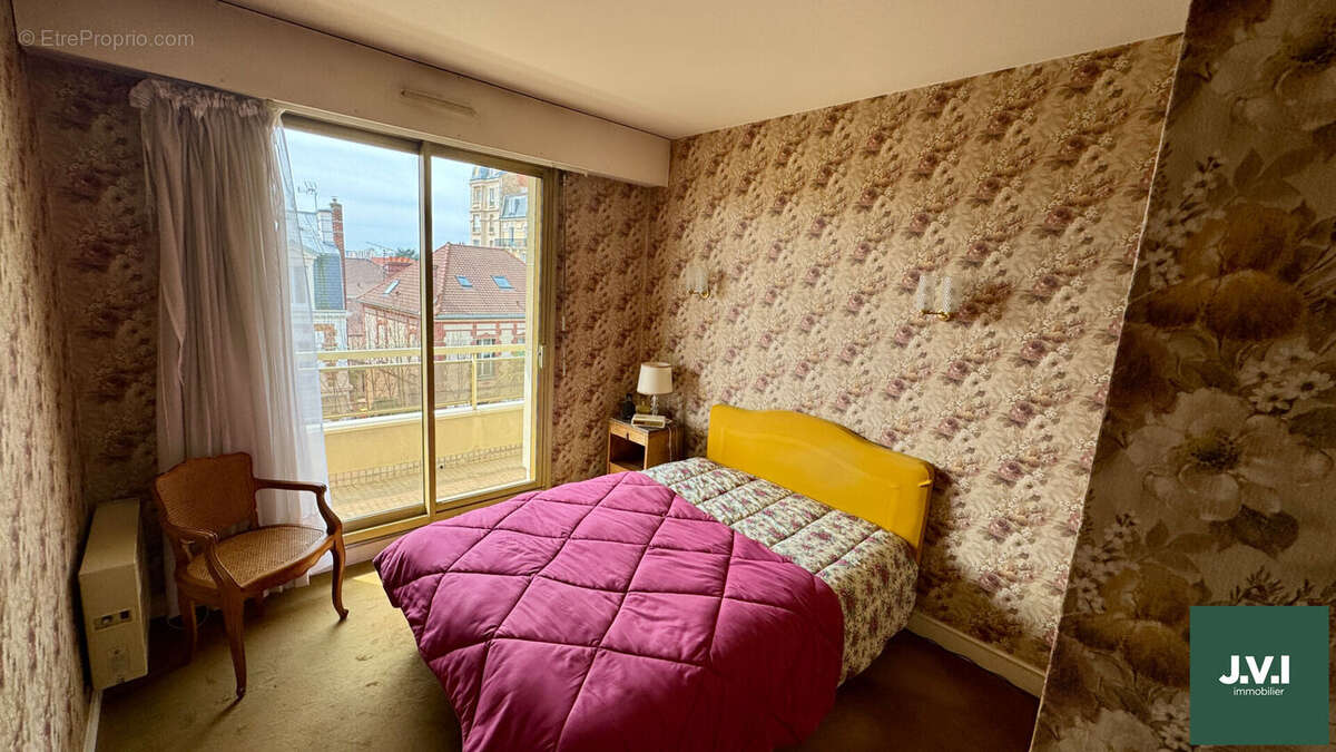 Appartement à ENGHIEN-LES-BAINS