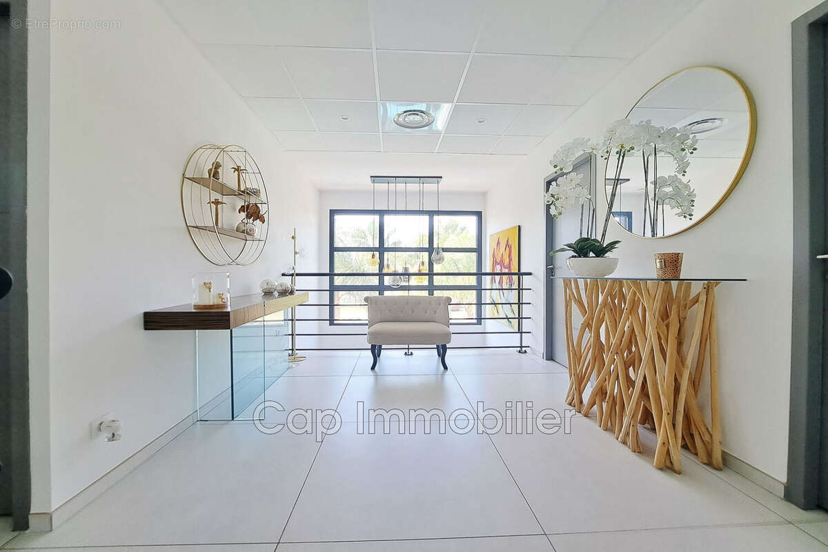 Maison 126 m² à Agde  - photo 7