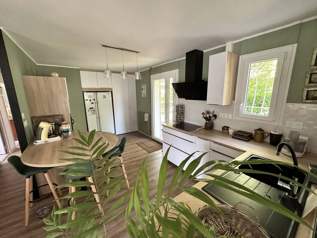 Maison 134 m² à Toulenne  - photo 2