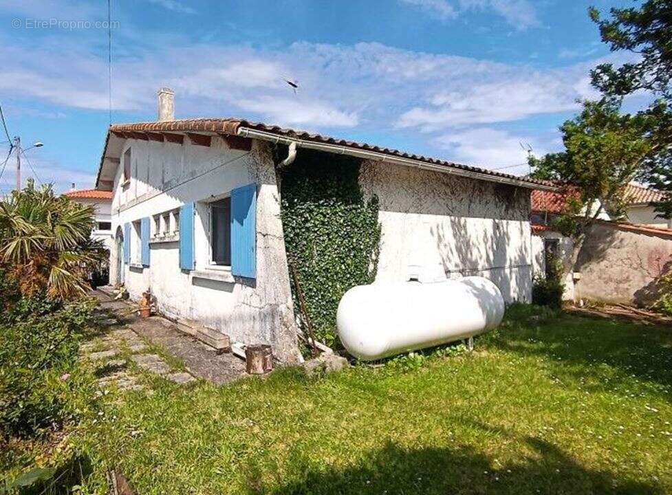 Maison à MESCHERS-SUR-GIRONDE