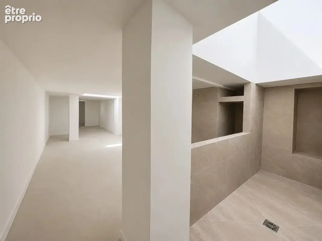 Local Commercial - photo 2