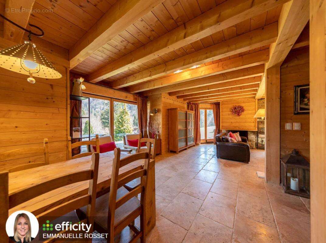 Maison à ESSERT-ROMAND