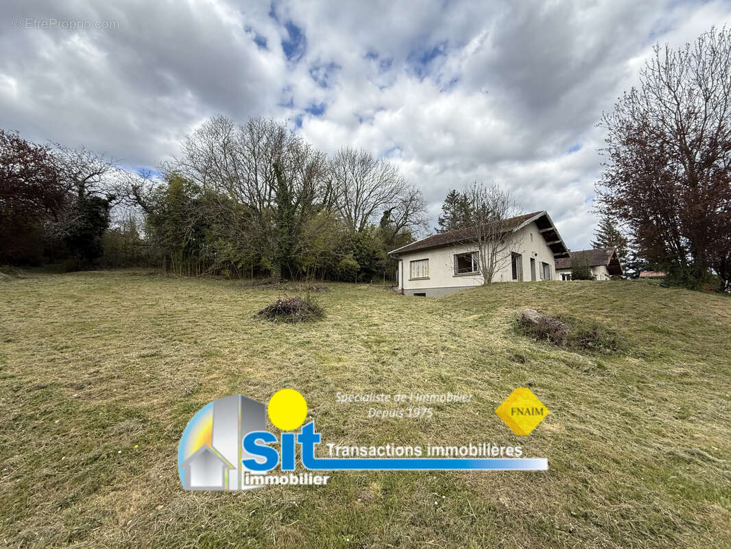 Maison à LES COTES-D&#039;AREY