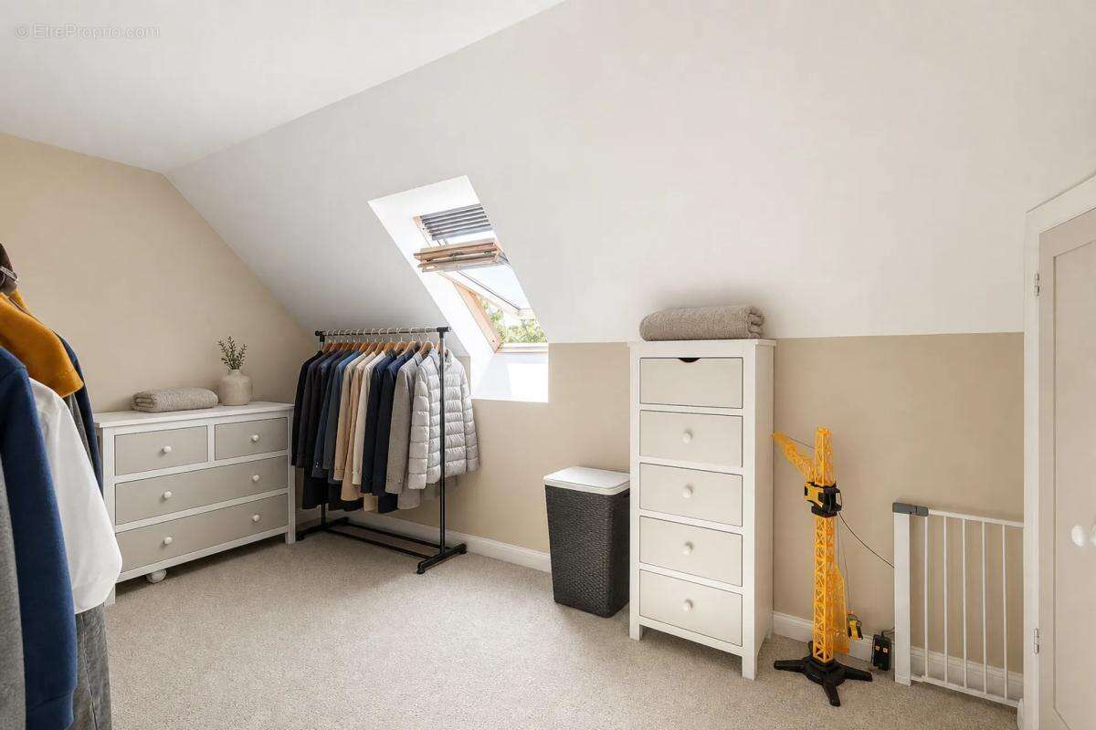 Maison de 7 pièces de 134 m² à Lagny-le-Sec - photo 12