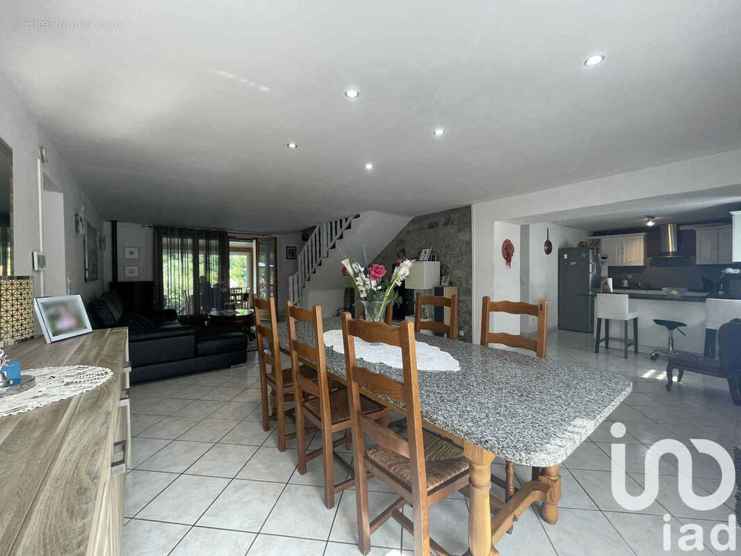 Photo 2 - Maison à CHARVONNEX