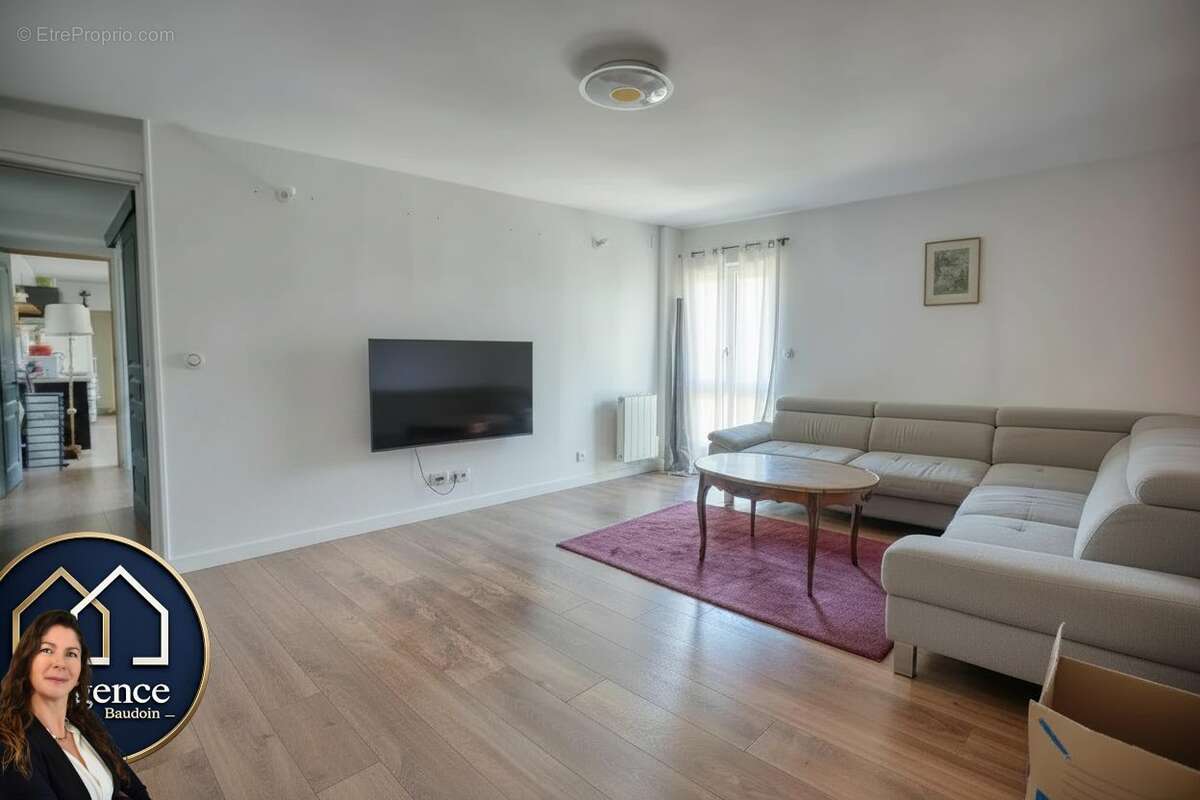 Maison 126 m² à Nogent-Le-Roi  - photo 2