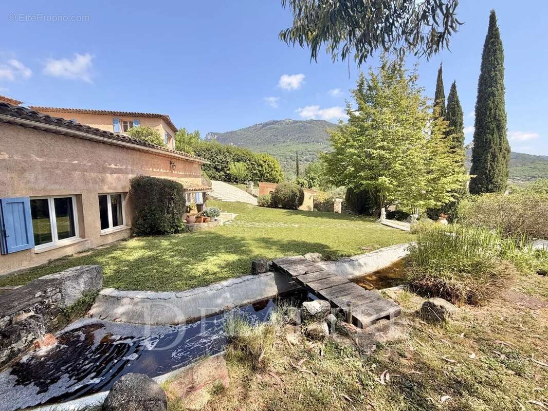 Maison à LE BAR-SUR-LOUP