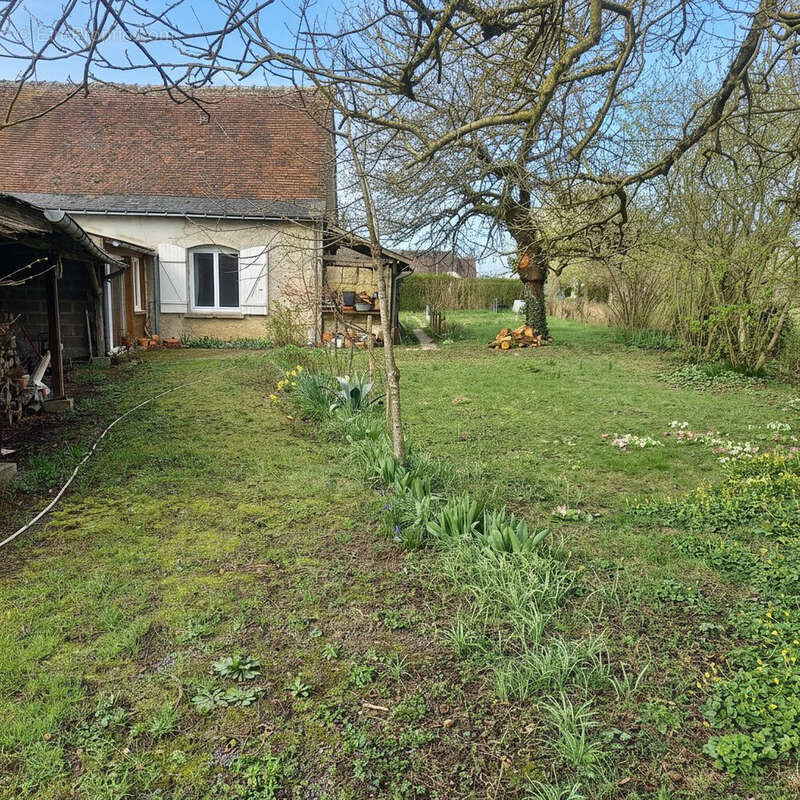 Maison à ROUZIERS-DE-TOURAINE