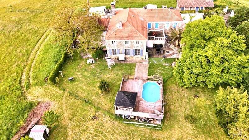 Maison à SAINT-SEVER