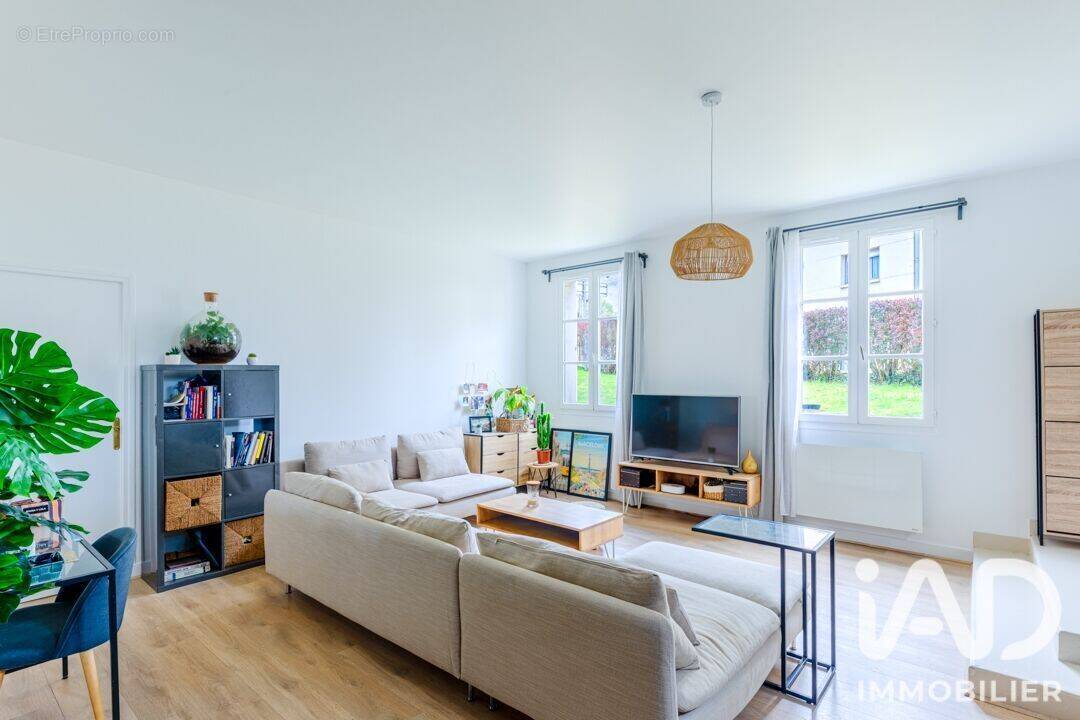 Photo 1 - Appartement à BEAUMONT-SUR-OISE