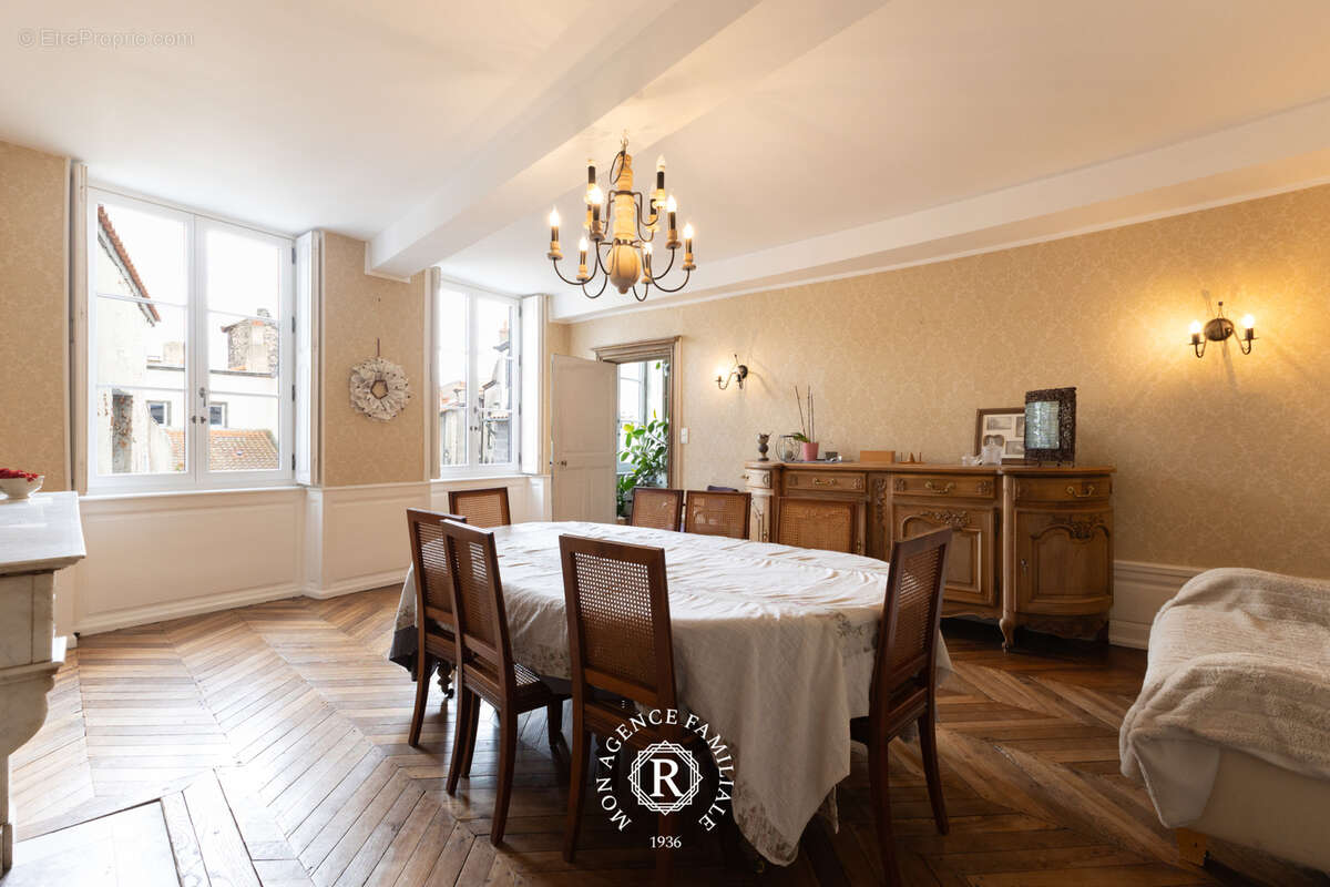 Maison à RIOM