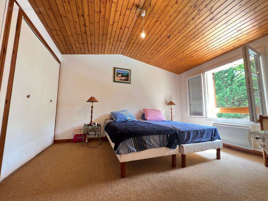 Maison à LES MATHES