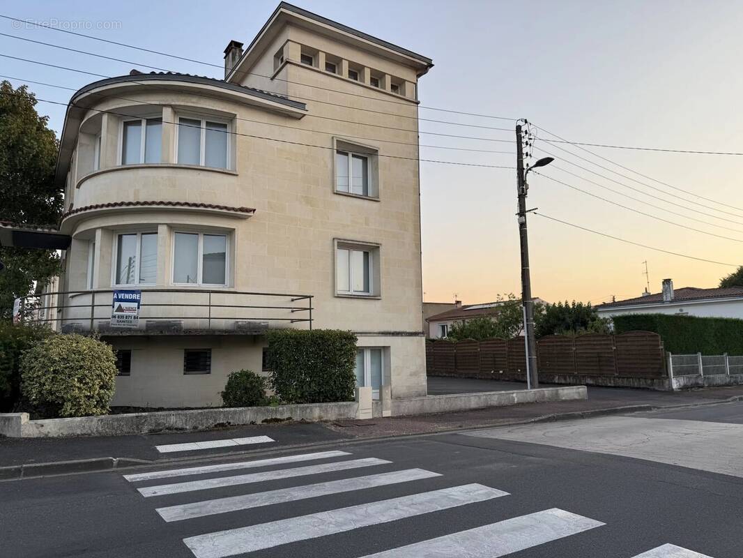 Grande maison unique de 179m² - photo 3