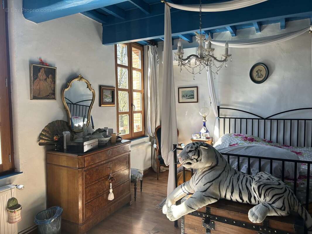 Maison à SAINT-NICOLAS-DE-LA-GRAVE