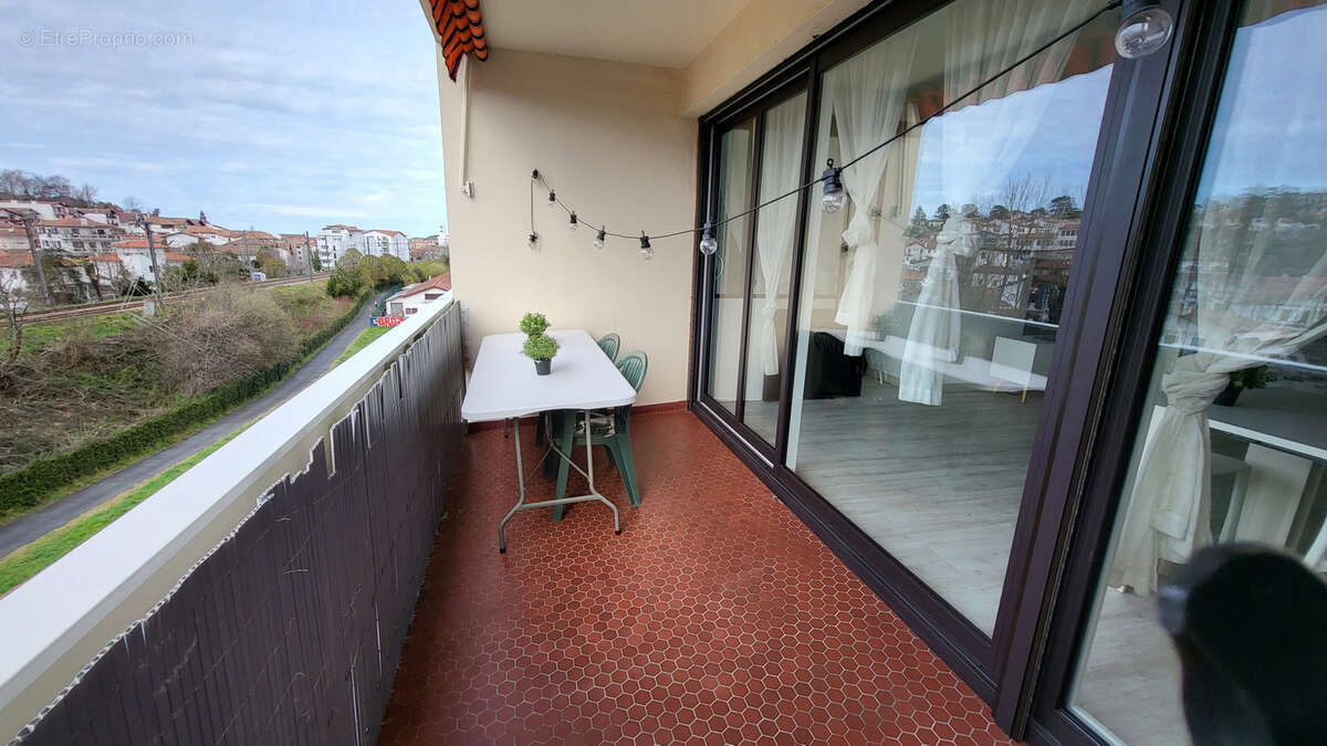 Appartement à CIBOURE