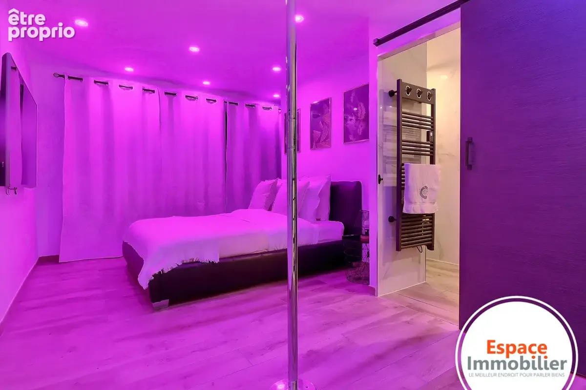 Villa contemporaine sur un terrain de 1800 m2 - photo 13