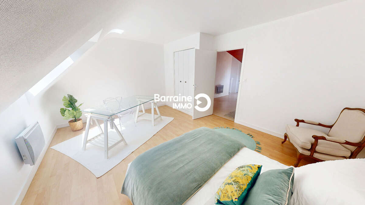 A vendre ploudaniel maison 5 chambres jardin dependances - photo 9