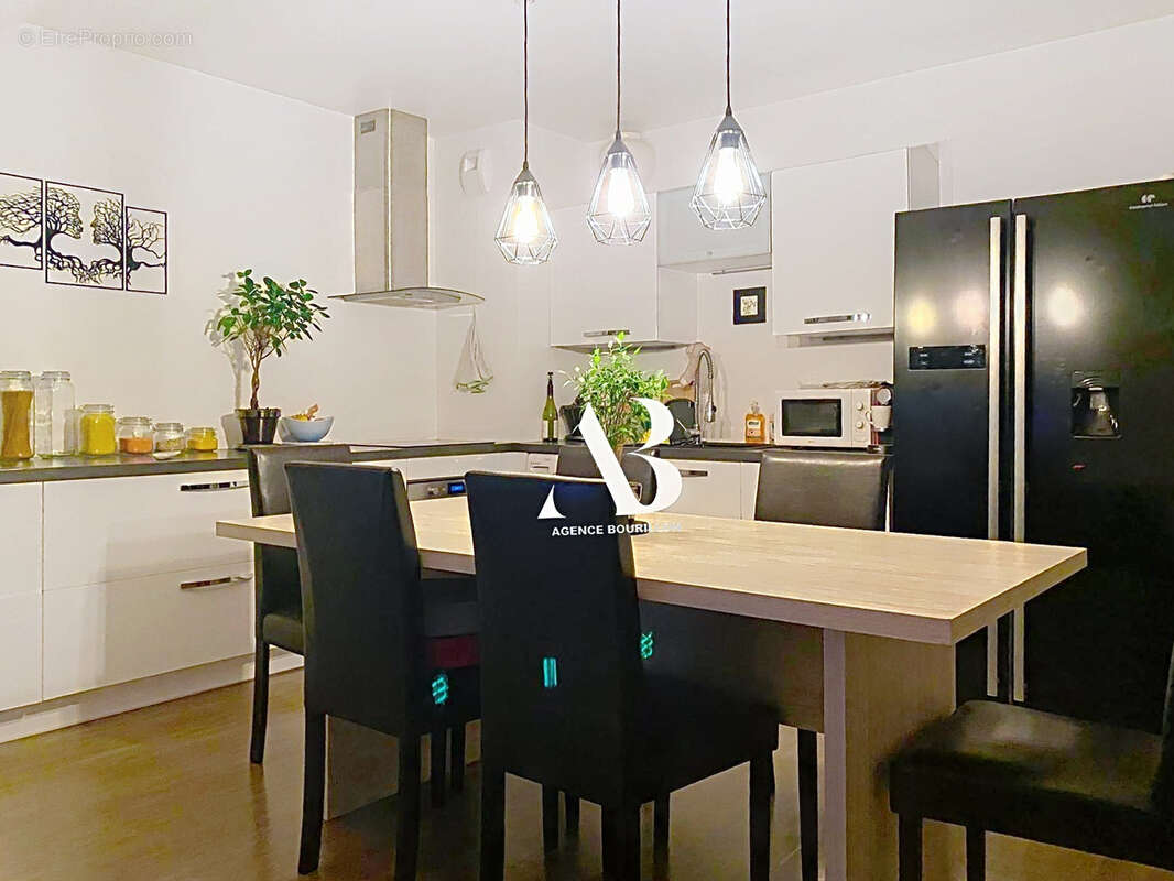 Appartement à MOISSY-CRAMAYEL