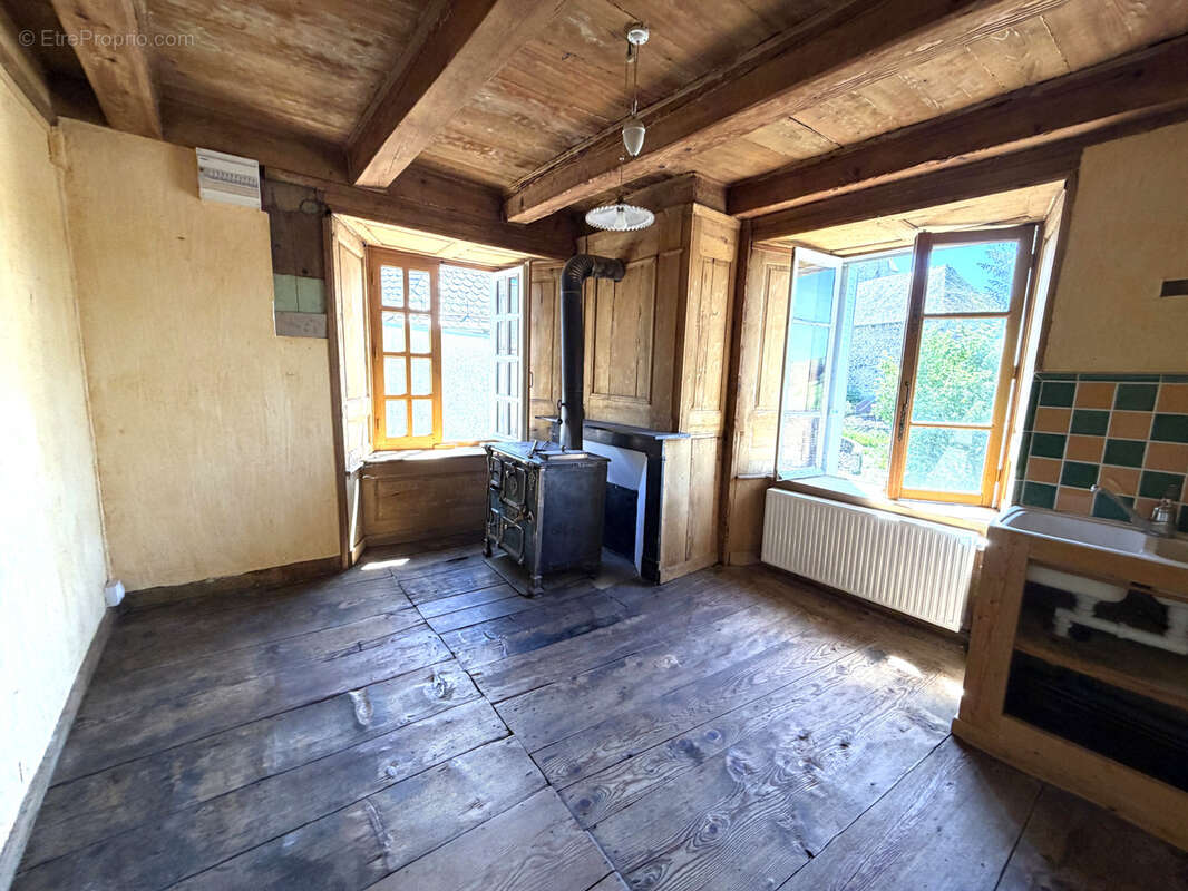 Maison à MARCENAT
