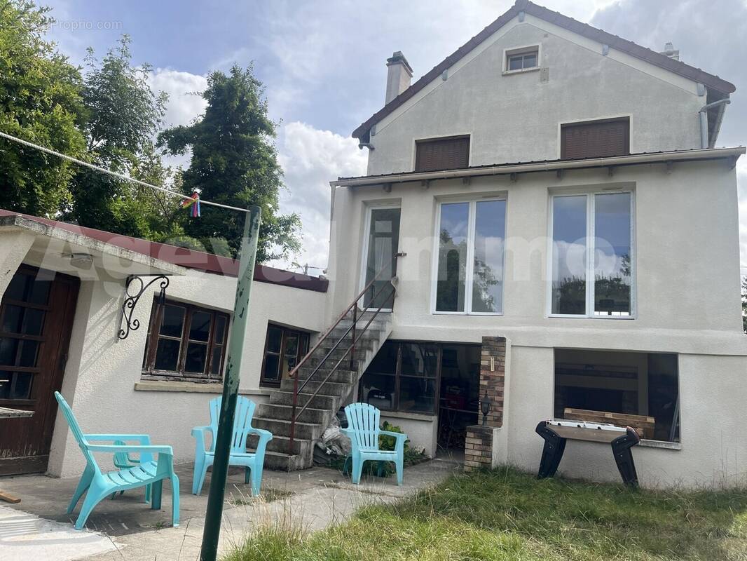 Unknown - Maison à COMBS-LA-VILLE