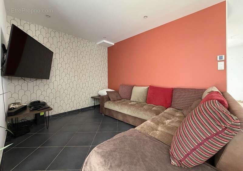 Maison à BUZET-SUR-TARN