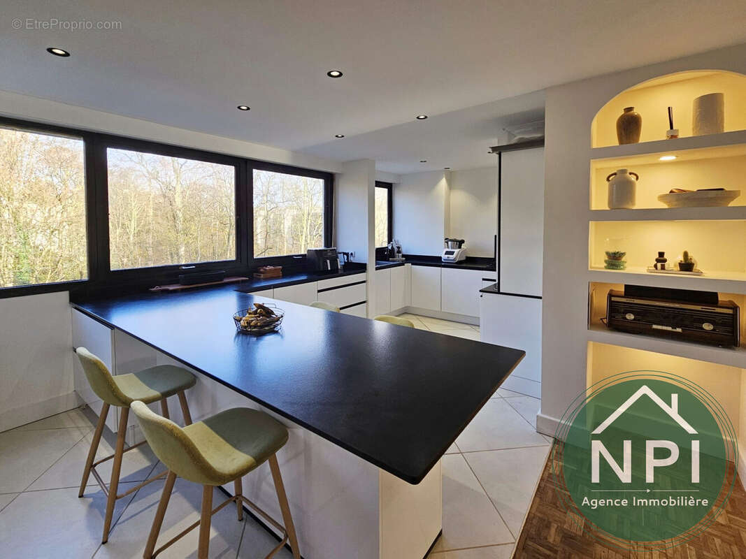 Appartement à VAUX-LE-PENIL