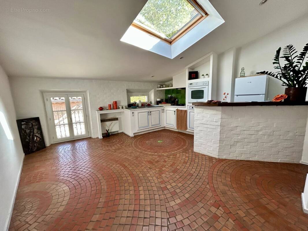 Appartement à SALERNES