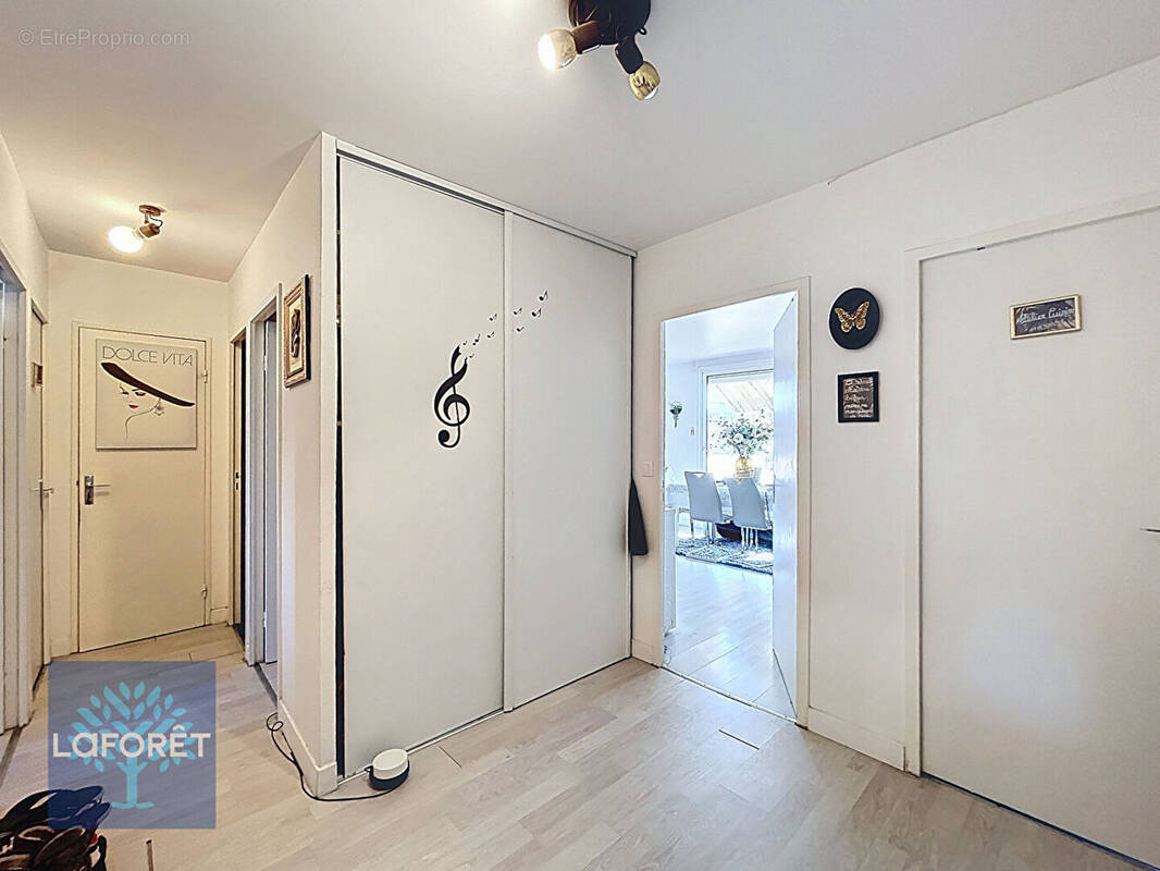 Appartement à EVRY