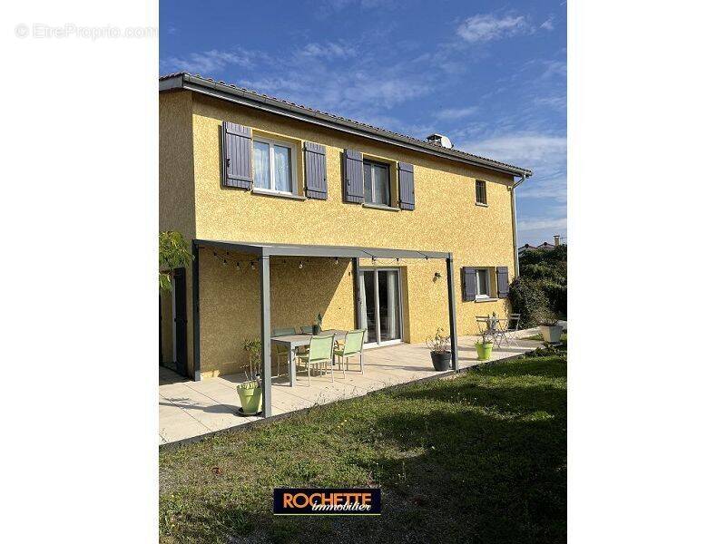 Maison à SAINTE-FOY-LES-LYON