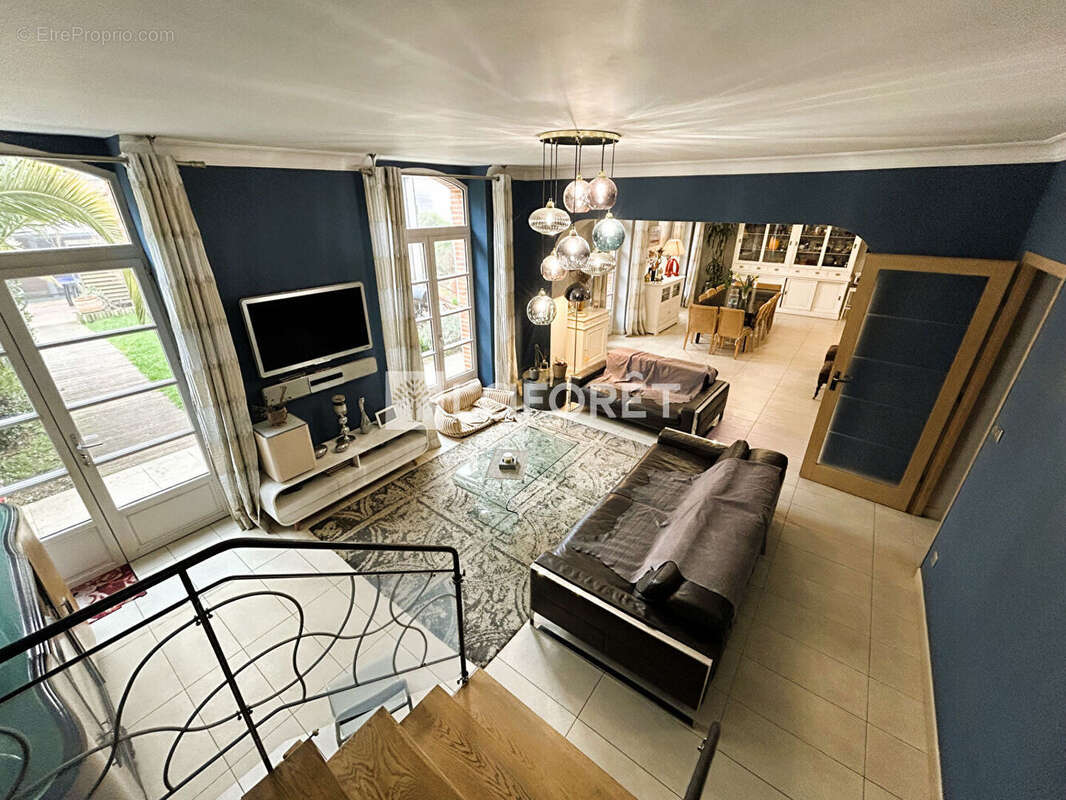 Maison à SAINT-NICOLAS-DE-LA-GRAVE