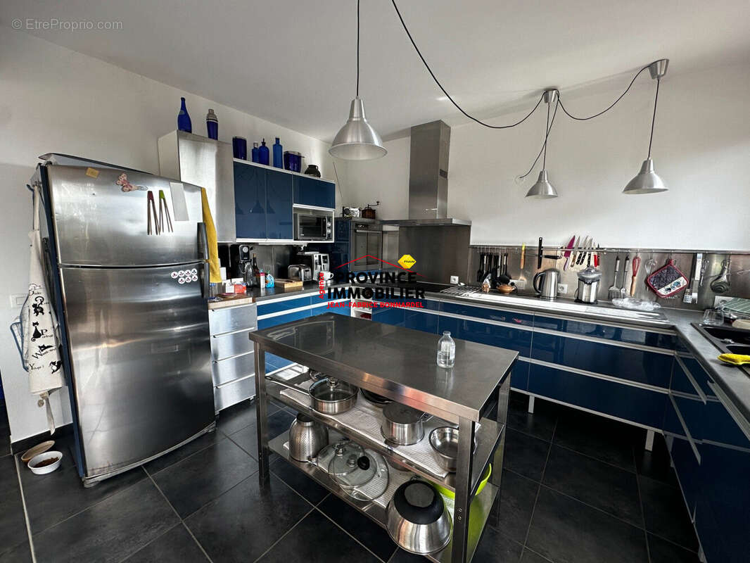 Maison 320 m² à Grignan  - photo 6