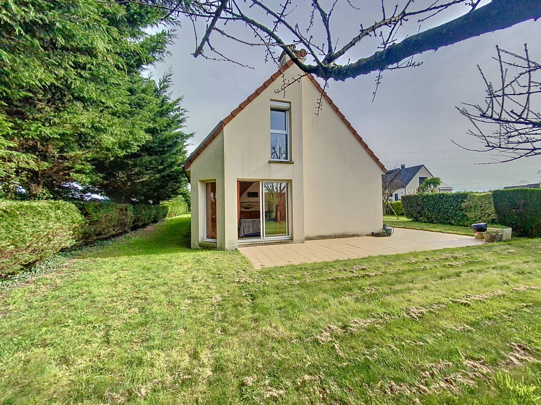 Maison à BREVILLE-SUR-MER