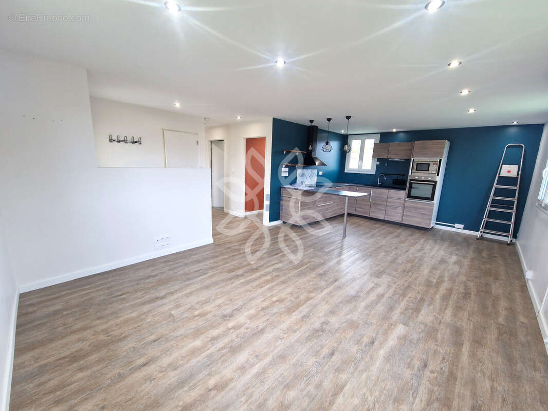 Maison à LEMPDES-SUR-ALLAGNON