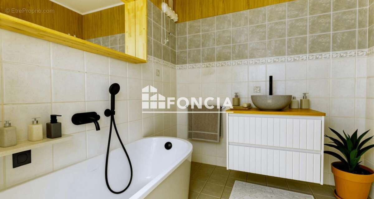 Appartement à BOURG-LA-REINE