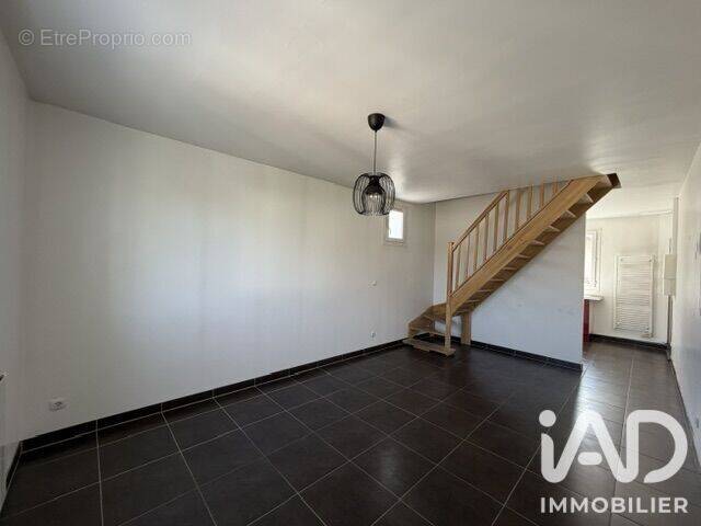 Photo 1 - Appartement à LIVRY-GARGAN