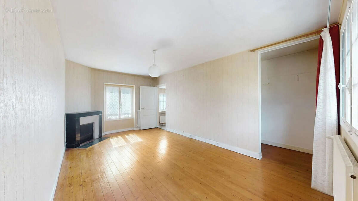 Maison à ROSNY-SUR-SEINE