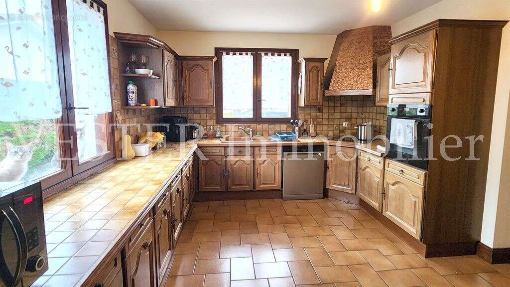 Superbe maison périgourdine de 250m2 à Saint Front de Pradoux - photo 6