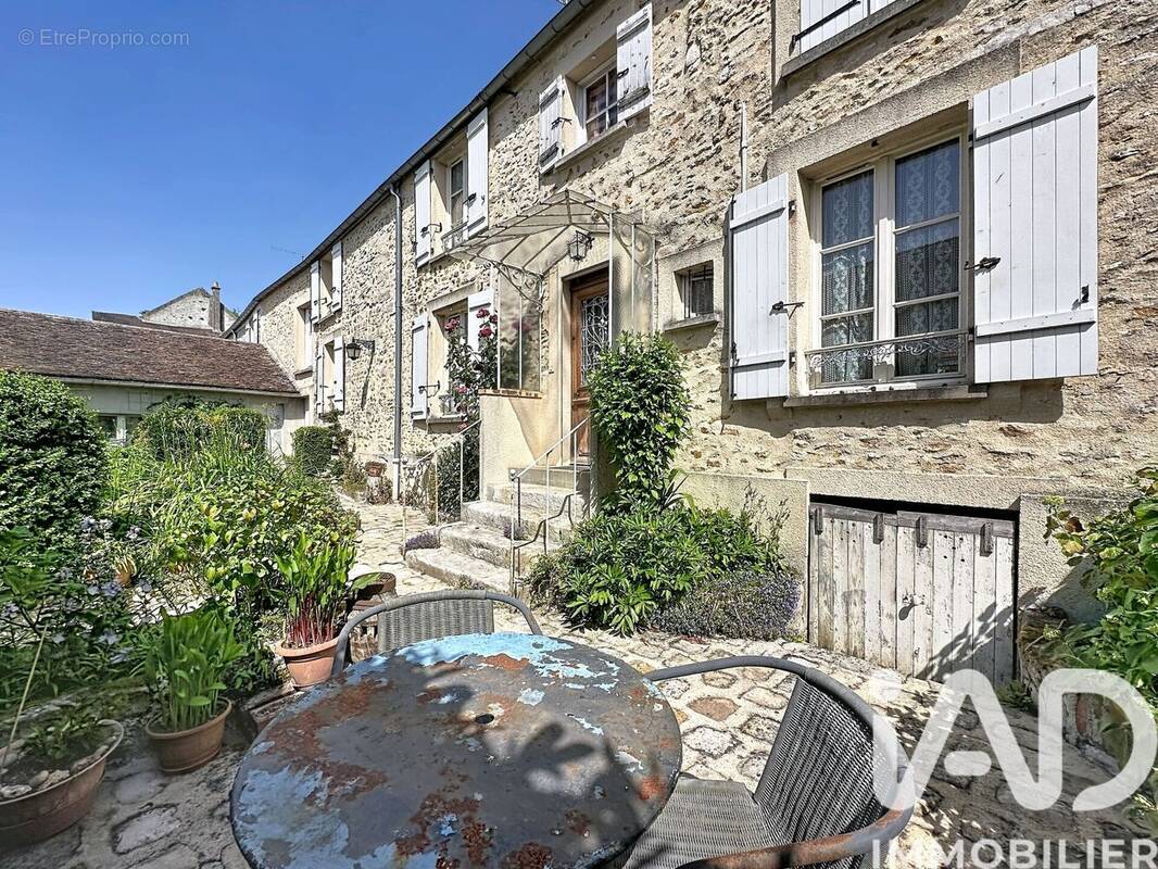 Photo 1 - Maison à BLANDY
